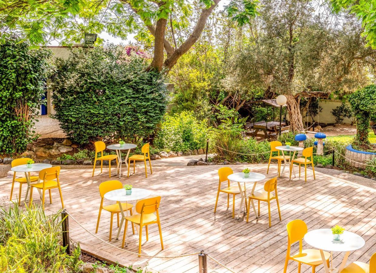 Travel Hotel Gesher Haziv Εξωτερικό φωτογραφία