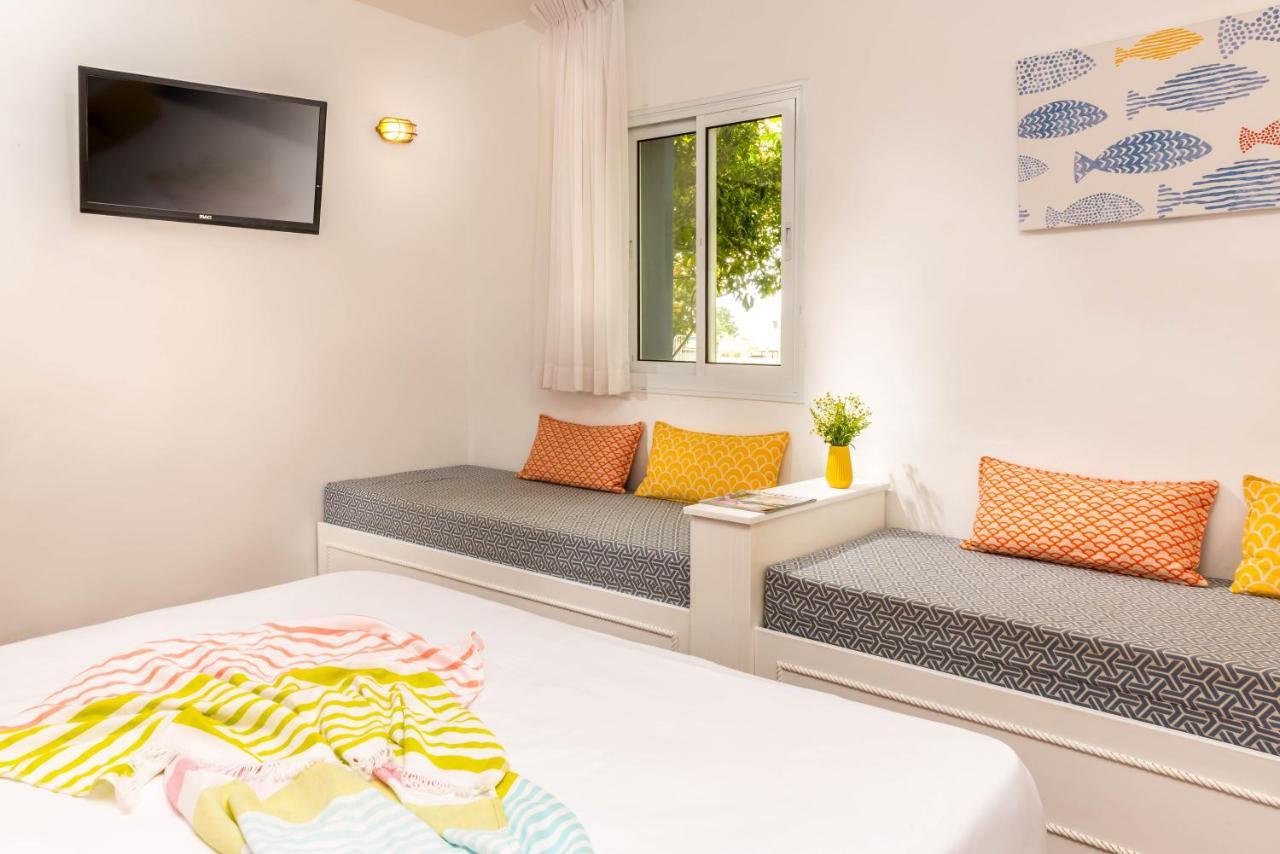Travel Hotel Gesher Haziv Εξωτερικό φωτογραφία