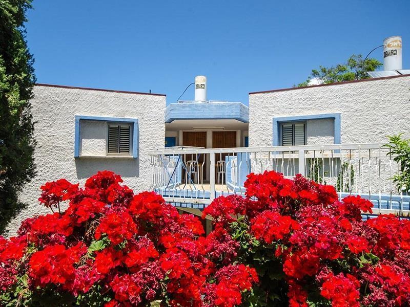 Travel Hotel Gesher Haziv Εξωτερικό φωτογραφία