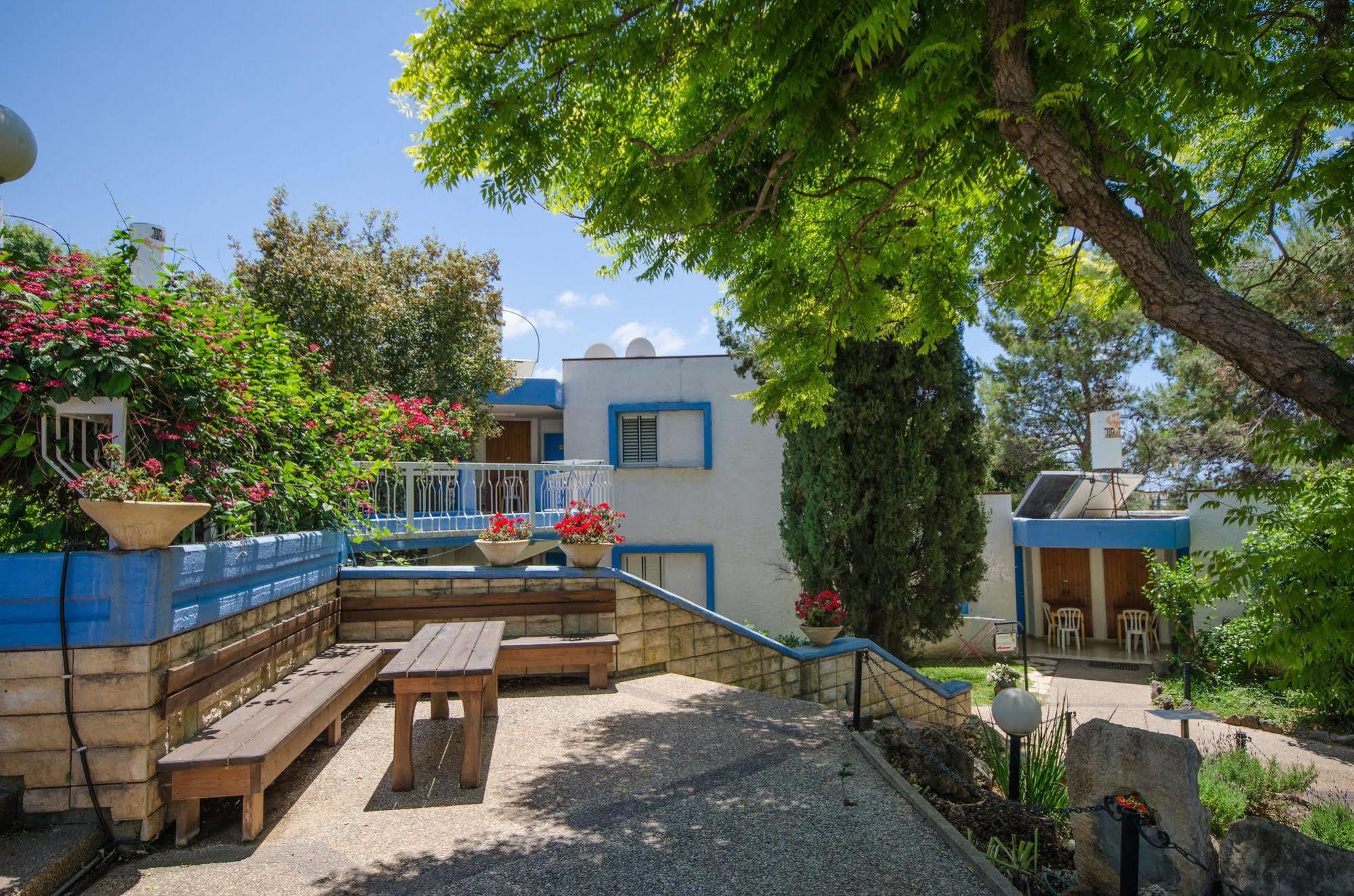Travel Hotel Gesher Haziv Εξωτερικό φωτογραφία